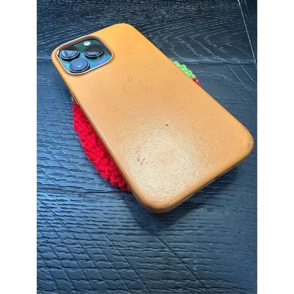 tufted strawberry embroidered mug rug - Picture 4 of 4